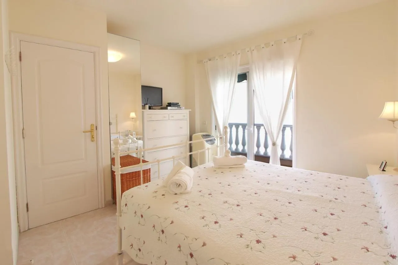 Lovely 2 Bedroom Home With Nice Pool And View, K26 Costa Del Silencio Holiday home
